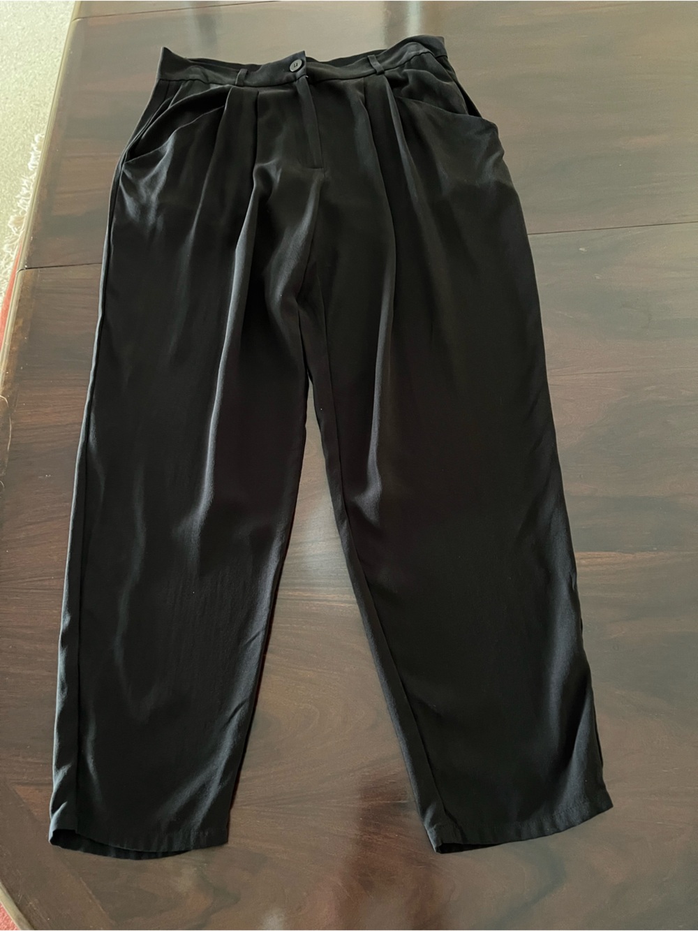 Eileen Fisher 100% Silk Georgette Crepe Carrot Pants Black Size S Tapered - Picture 2 of 13